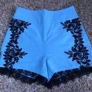 🐳VENUS high-waisted baby blue and black shorts